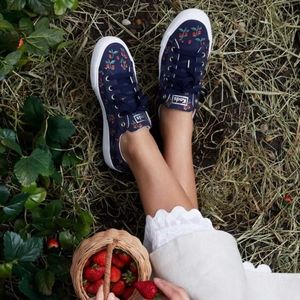 🌼 NWT Keds Rifle Paper Co strawberry sneakers